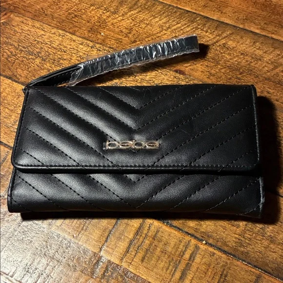 Bebe Black Chevron Clutch with Wristlet - Picture 1 of 2